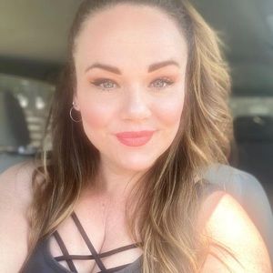 Meet your Posher, Molly